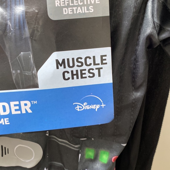 New Darth Vader Costume - Picture 6 of 10